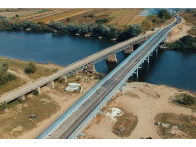 На Прикарпатті завершили будівництво мосту через Дністер